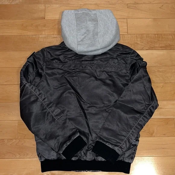 Bomber Jacket - Picture 3 of 3